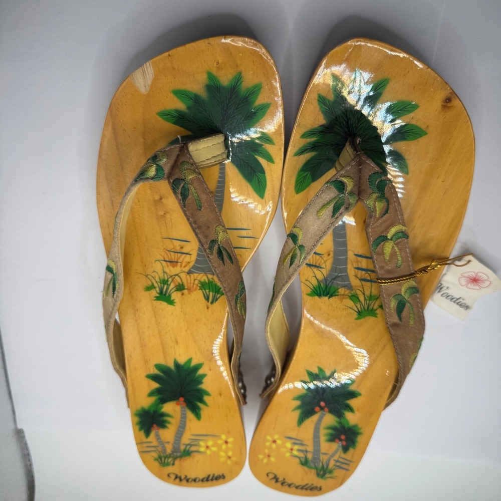 Vintage Woodie's hand painted sandals palm trees size 6